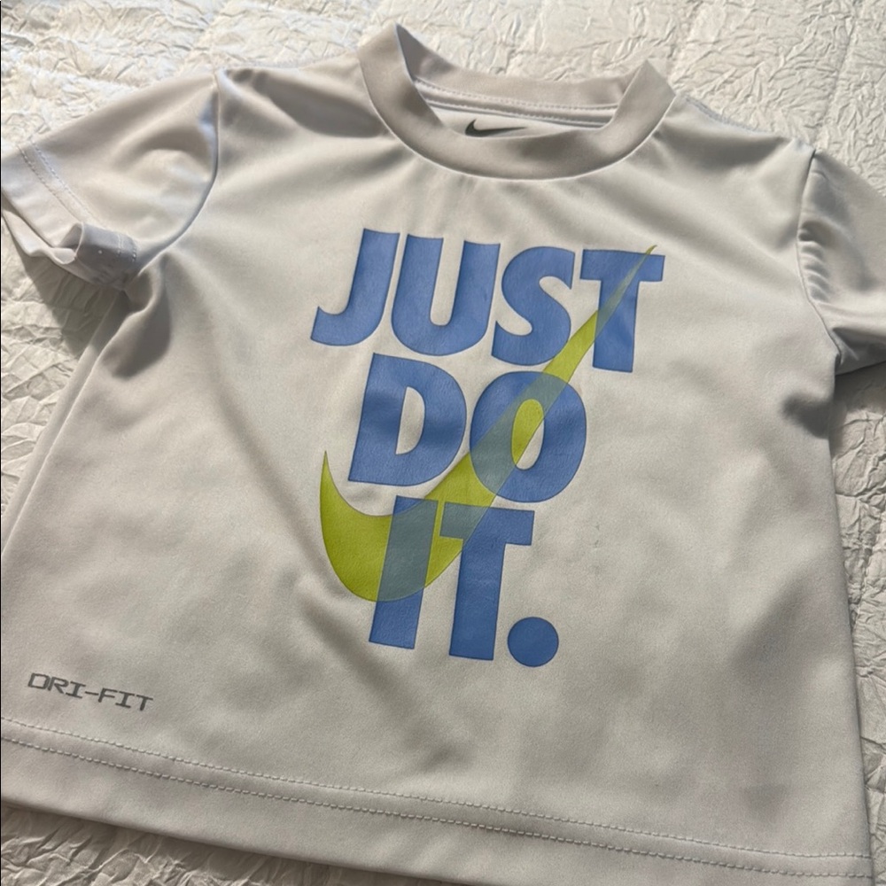 Nike White and Blue Short Sleeve Tee Just Do It